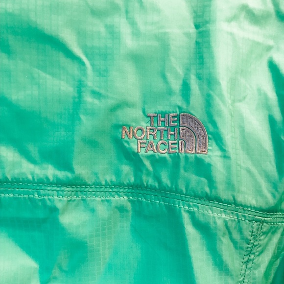 Women’s north face jacket - Picture 3 of 4
